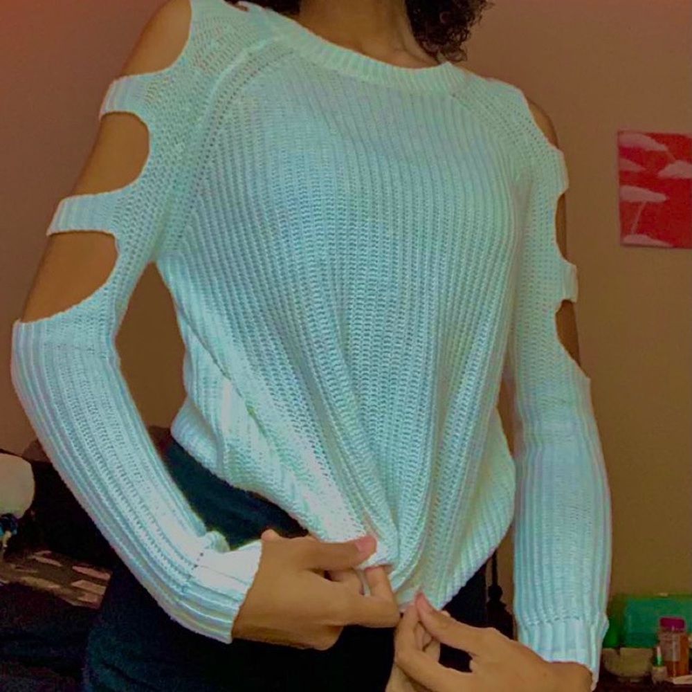 white papaya cold shoulder sweater